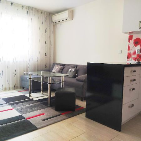 Modern Apartment In Burgas City Exterior foto